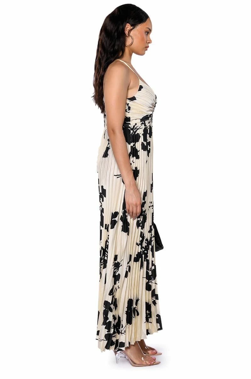 EVELYNN PLEATED MAXI DRESS - Image 3