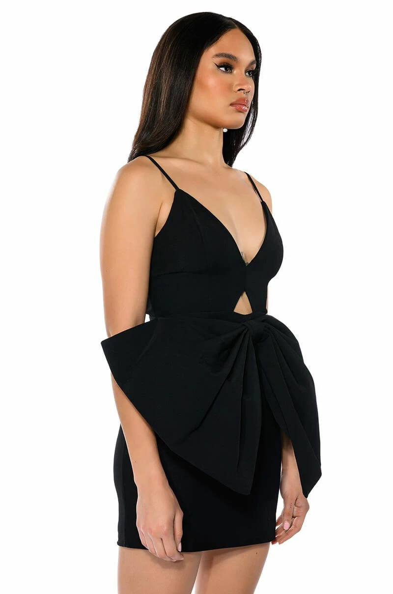 HEART OF GOLD BOW DETAIL SLEEVELESS MINI DRESS - Image 2