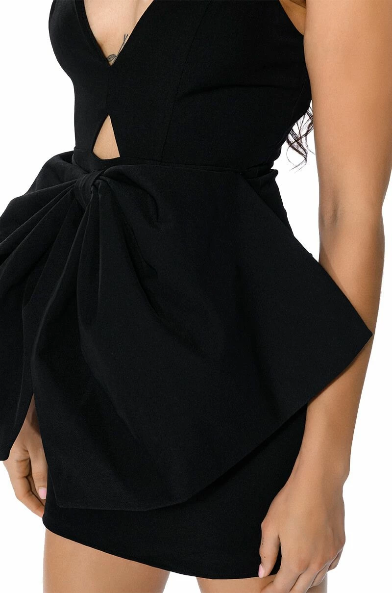 HEART OF GOLD BOW DETAIL SLEEVELESS MINI DRESS - Image 7