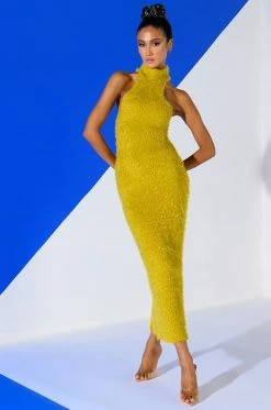 ON WE GO TEXTURED MAXI DRESS IN CHARTREUSE