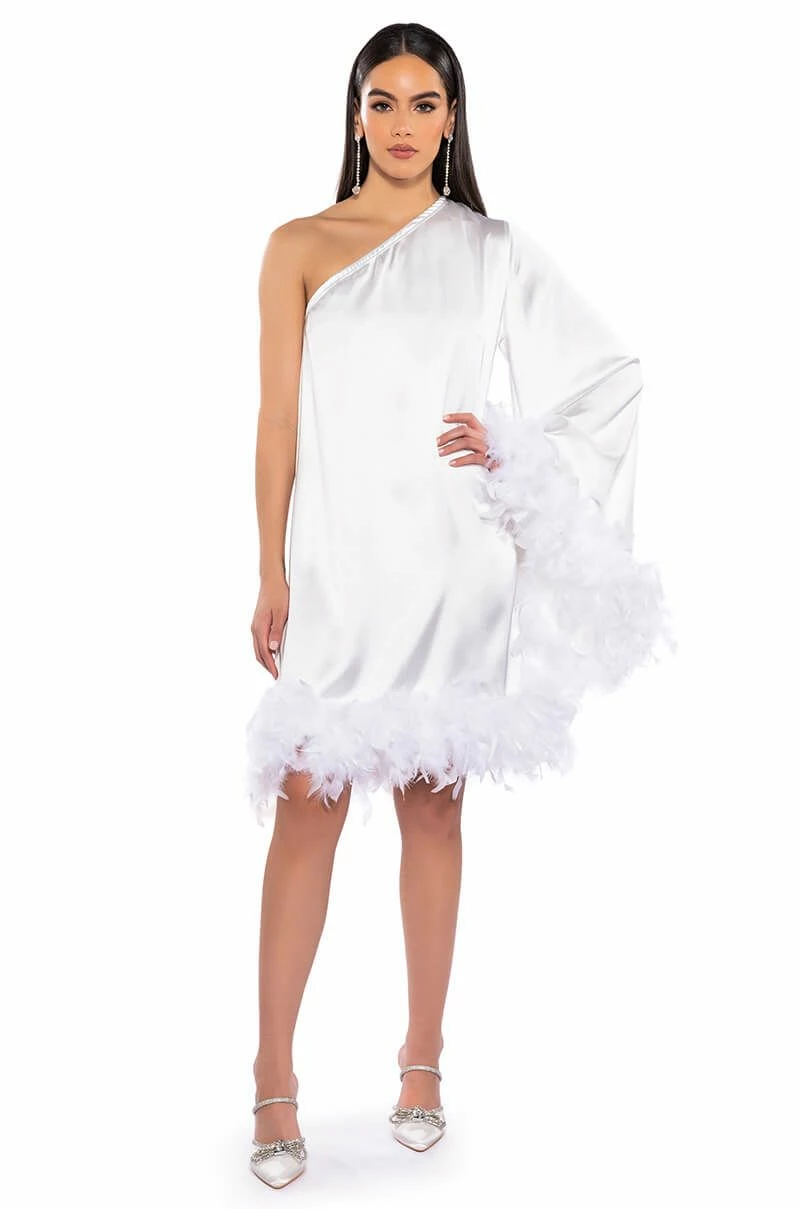 SHES ALL THAT ONE SLEEVE FEATHER MINI DRESS IN WHITE - Image 3