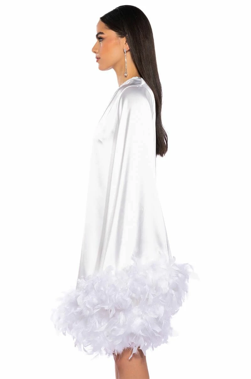 SHES ALL THAT ONE SLEEVE FEATHER MINI DRESS IN WHITE - Image 5