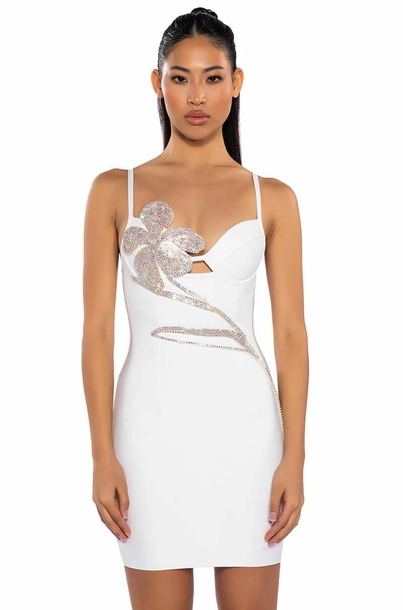 SWEETIE FLOWER DETAIL MINI DRESS