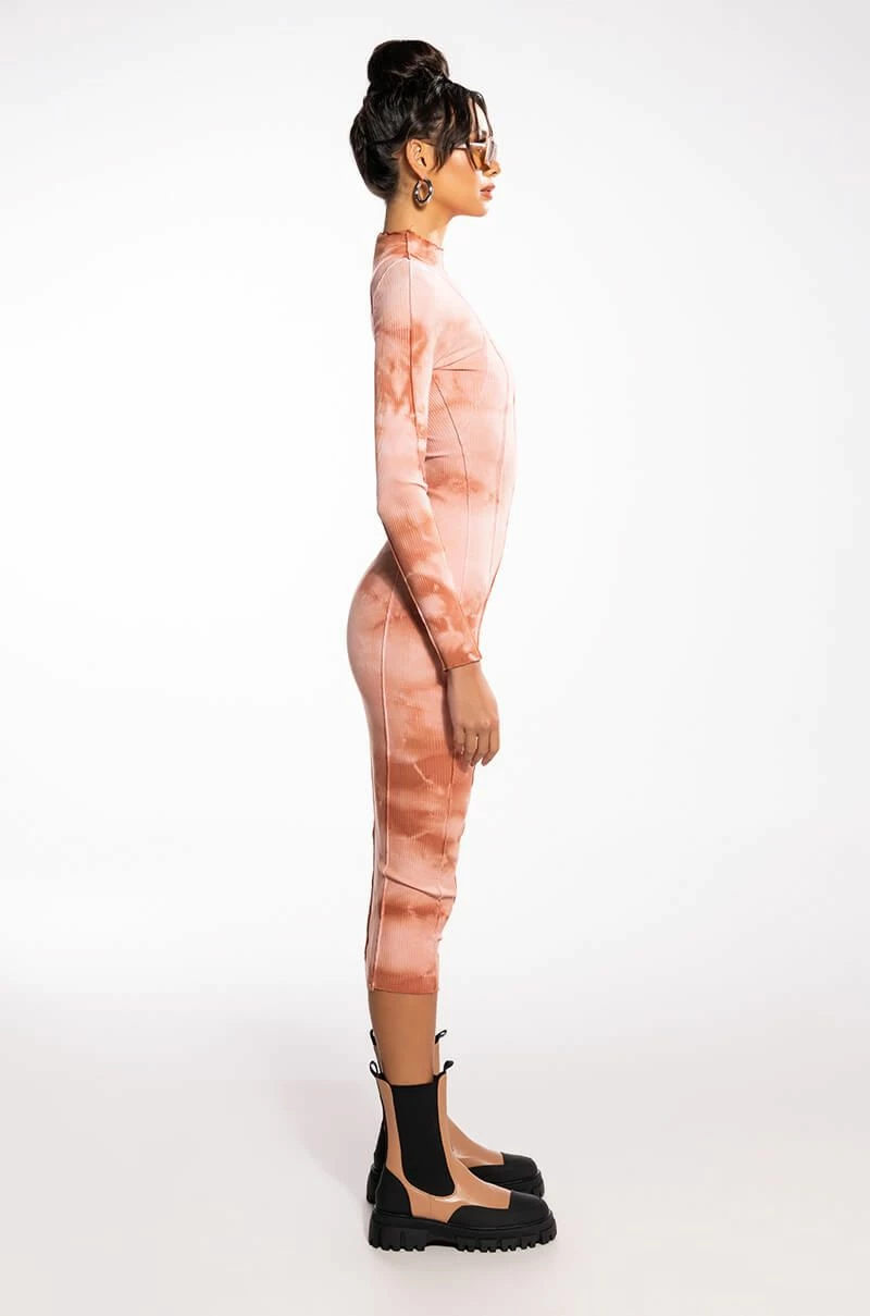 WHAT YOU NEED TIE DYE RIBBED KNIT MIDI DRESS - Image 3